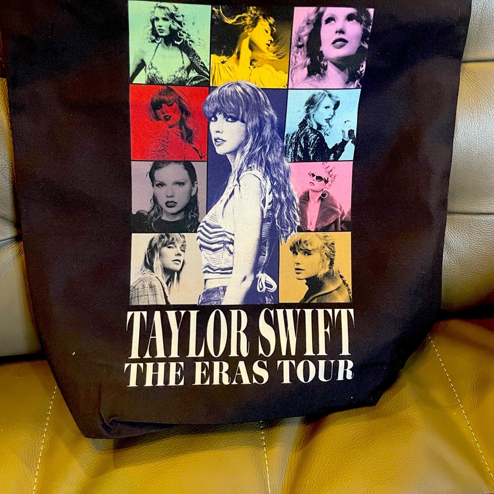 TAYLOR SWIFT TOTE BAG (THE ERAS MOVIE- BRAND NEW-NEVER USED)